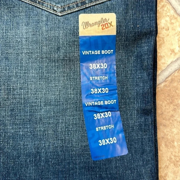 NWT Wrangler Jeans Vintage Boot 38x30 Western Mens 20X 112323415 Stretch Zip Fly - Picture 7 of 14